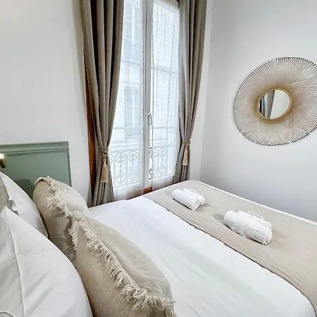 Sumptuous Flat With Lift Near Opera アパート パリ